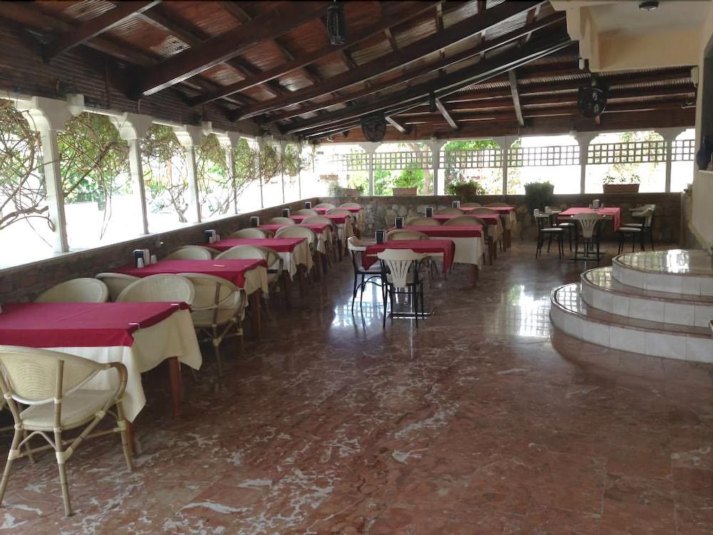 Besik Hotel Fethiye Extérieur photo